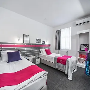 Amarant & Conference Halls By Chm Hotel Kiew