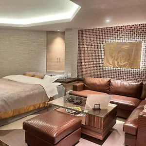 Crystal Gate - Couple (adults Only) 2*, 名古屋市 日本